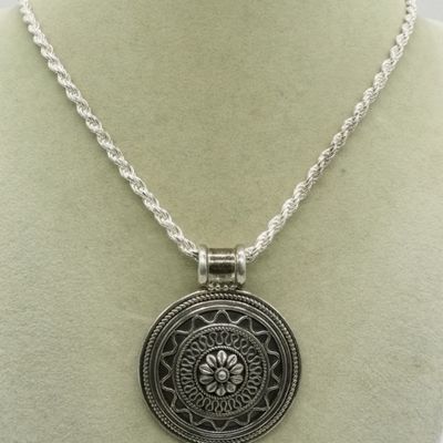 Sale Photo Thumbnail #342: Floral Medallion 925 Pendant & Chain