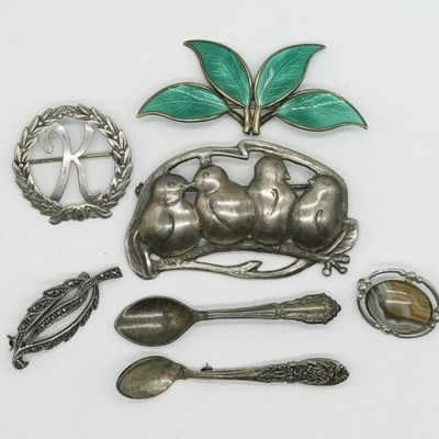 Sale Photo Thumbnail #177: 7 Sterling Vintage Brooches