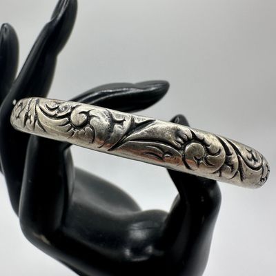Silver Bangle Bracelet Engraved Etched Floral Motif R12