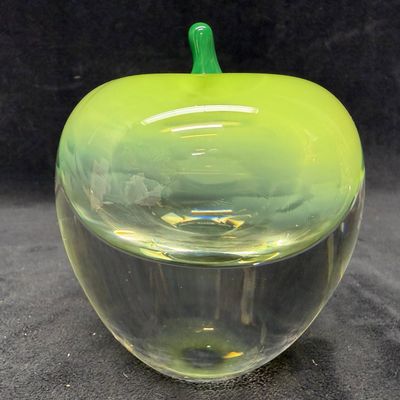 Hanne Dreutler Studio Ahus Swedish Full Lead Crystal Green Apple Glass Art