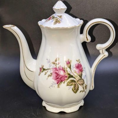 Vintage Gold Trim Royal Sealy Japan China Rose Teapot