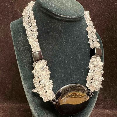 Black Onyx Bold Statement Clear Quartz Bead Chips Costume Jewelry Necklace D79