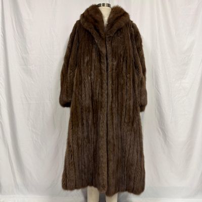 Rich Brown Hue Sable Long Length Fur Coat FurE5
