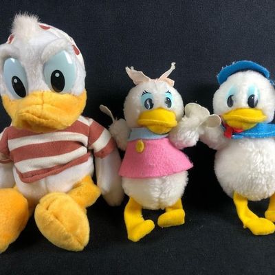 Sale Photo Thumbnail #1068: Lot of 3 Vintage Donald Duck and Daisy Duck Pirate Plush Toys Applause Walt Disney Bean Bag