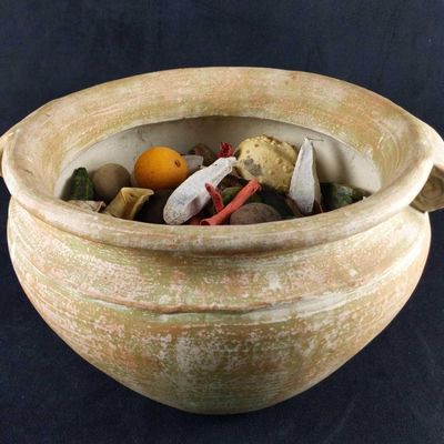 Vintage Style Ceramic Pot With Decorative Gourds