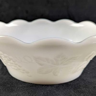 Vintage Anchor Hocking White Milk Glass Bowl