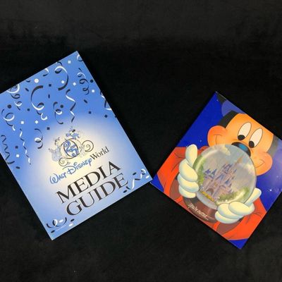 Sale Photo Thumbnail #1064: Walt Disney World 25th Anniversary Press Book Media Guide 1996 Invitation Itinerary B