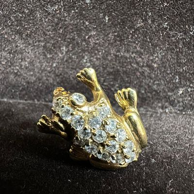 Frog FAS 925 CZ Encrusted Gold Plated Sterling Brooch