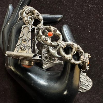 Carnelian Black Onyx Ornate Fob Charm Silver 800 Bracelet R72