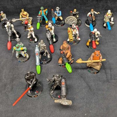 19 Star Wars Attacktix Tabletop Game Figures
