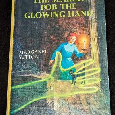 1st Ed Judy Bolton The Search For The Glowing Hand HC #37