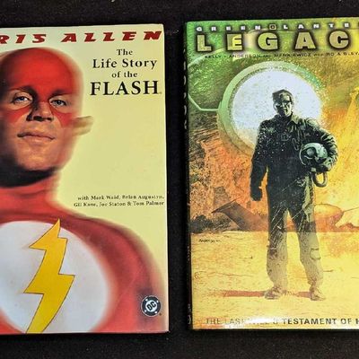 2 DC Comics Green Lantern And The Flash Hardcover Comics