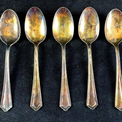 Set of (5) Victor Co. Silver Plate Spoons