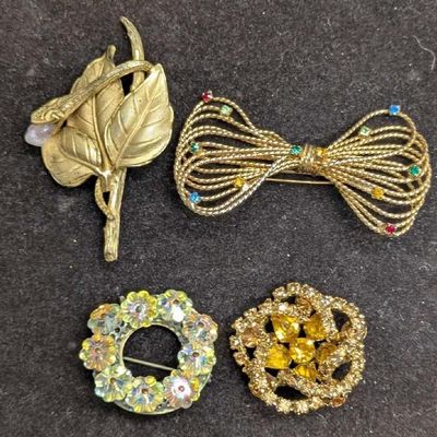 Sale Photo Thumbnail #1138: Vintage Unmarked Amber Rhinestone AB Crystals Brooch Pins Lot Of 4