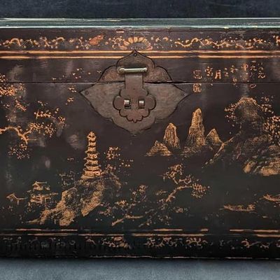 Vintage Asian Style Design Wooden Chest