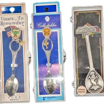 5 Florida Universal Souvenir Pewter & Silver Spoons