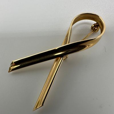 14K Gold Ribbon Twisted Bar Wave Twisted Design Brooch