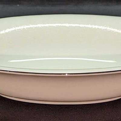Wedgwood China Silver Ermine 10" Oval Vegetable Bowl
