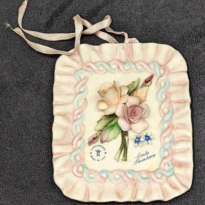 Capodimonte Plaque Pink Floral With Ruffled Edges