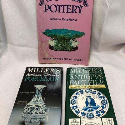 Collectors Book Set - Antiques, Porcelain & Pottery