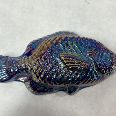 IRIDESCENT GLASS SUNFISH FIGURINE