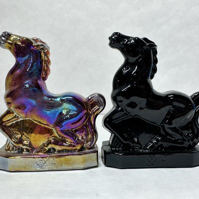 BOYD GLASS HORSE FIGURINES