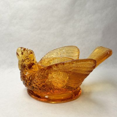 AMBER GLASS BIRD SALT CELLAR, MID-20TH CENTURY