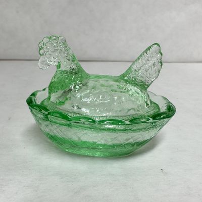 GREEN PRESSED GLASS HEN ON NEST