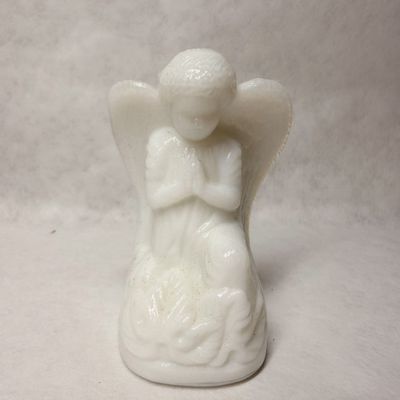 BOYD WHITE MILK GLASS PRAYING ANGEL