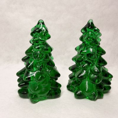 MOSSER MINI EMERALD CHRISTMAS TREES
