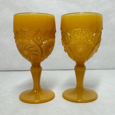 BOYD VINTAGE ORANGE GLASS GOBLETS
