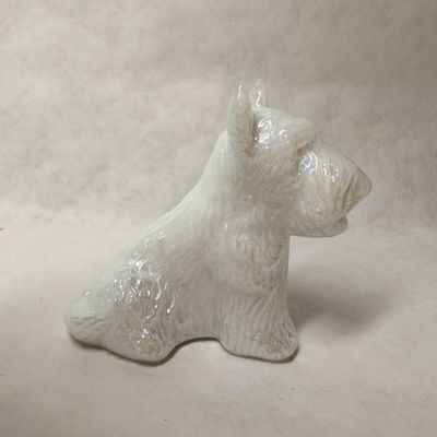 BOYD IRIDESCENT MILK GLASS SCOTTIE, 1970