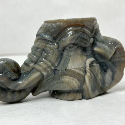 BOYD GLASS ELEPHANT TOOTHPICK HOLDER
