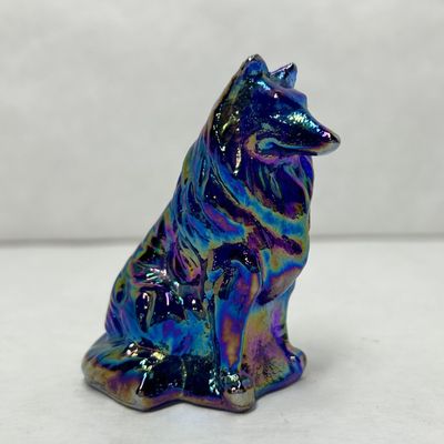 MOSSER CARNIVAL GLASS COLLIE FIGURINE, 20TH CENTURY