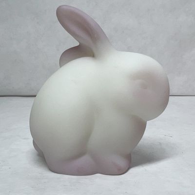 FENTON SIGNED FROSTED SATIN GLASS RABBIT