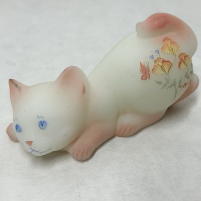 BURMESE SATIN GLASS POUNCING KITTEN