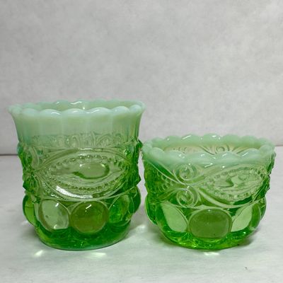 MOSSER EYE WINKER OPALESCENT GLASS