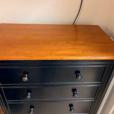 Sale Photo Thumbnail #170: Dresser