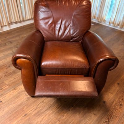 Sale Photo Thumbnail #180: Recliner