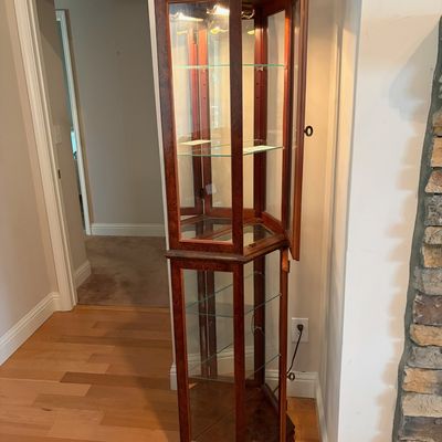 Sale Photo Thumbnail #75: Curio cabinet