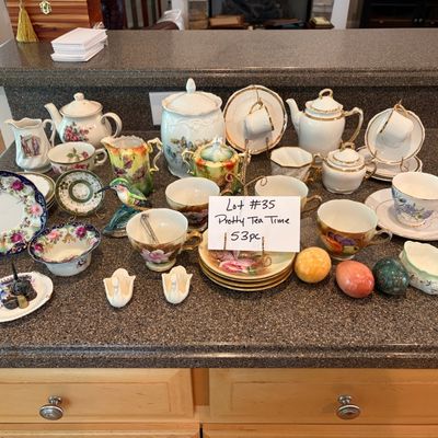 Sale Photo Thumbnail #129: Tea set