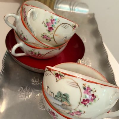 Sale Photo Thumbnail #47: Lot: Knickerbocker, China, Quilt