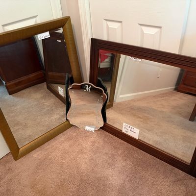Sale Photo Thumbnail #140: Assortment of mirrors