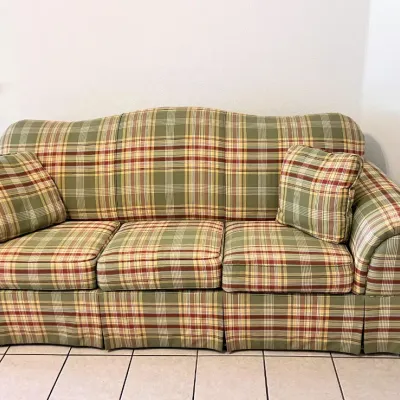 Sale Photo Thumbnail #13: Broyhill  sleeper sofa
