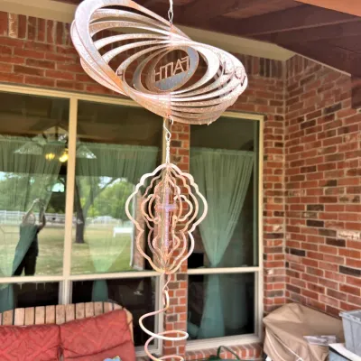 Sale Photo Thumbnail #67: Hanging wind spinner