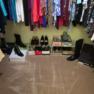 Sale Photo Thumbnail #170