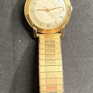Vintage Manual-Wind Mechanical Watch – 10K Gold-Filled Bezel – Speidel Band