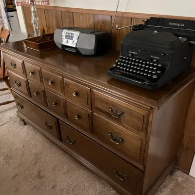 Sale Photo Thumbnail #5: large dresser