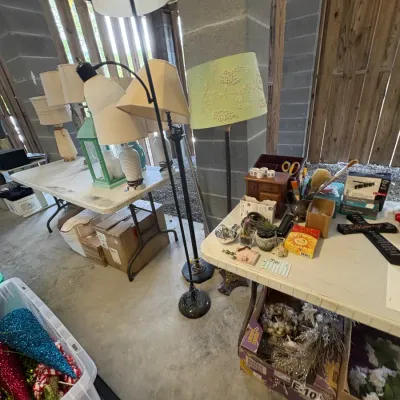 Estate sale photo