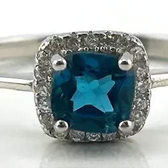 Blue Topaz Sterling Silver Ring 